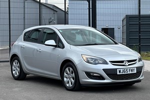 Vauxhall Astra Hatchback (09-15) 1.6 CDTi 16V ecoFLEX Design 5d For Sale - Riverside Financial Ltd, Northwich