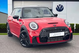 MINI Hatchback (14-24) Cooper S Sport (Comfort Pack & Navigation Pack) Steptronic Sport with double clutch auto 3d For Sale - Oldham Volkswagen, Oldham