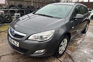 Vauxhall Astra Sports Tourer (10-15) 1.7 CDTi 16V ecoFLEX Exclusiv 5d For Sale - Chelmsford City Cars Limited, Chelmsford