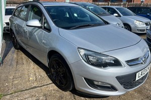 Vauxhall Astra Sports Tourer (10-15) 1.6i 16V Exclusiv (06/12-) 5d Auto For Sale - Chelmsford City Cars Limited, Chelmsford