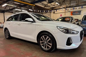 Hyundai i30 Tourer (17 on) SE Nav 1.0 T-GDi 120PS 5d For Sale - Finance Carshop Limited Leicester, Leicester