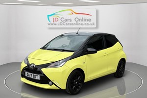 Toyota Aygo (14-22) X-Cite (Bi-tone Yellow) 1.0 VVT-i 5d For Sale - J D CARS ONLINE, Doncaster