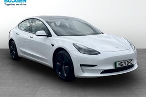 Tesla Model 3 (16 on) Long Range auto 4d For Sale - Budgen Motors Renault Shrewsbury, Shrewsbury