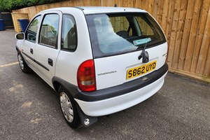 Vauxhall Corsa Hatchback (93-00) 1.2 16V GLS 5d For Sale - Woodland Motor Company, Yeovil