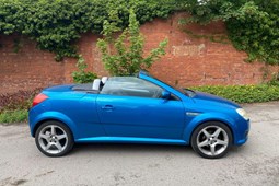 Vauxhall Tigra (04-09) 1.4i 16V Exclusiv 2d For Sale - Cotswolds Cars and Commercials Ltd, Coventry