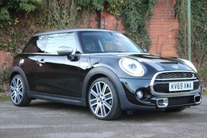 MINI Hatchback (14-24) Cooper S Exclusive Steptronic Sport with double clutch auto 3d For Sale - Cotswolds Cars and Commercials Ltd, Coventry
