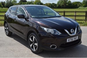 Nissan Qashqai (14-21) 1.2 DiG-T N-Connecta 5d For Sale - Gold Cars Ltd, Evesham