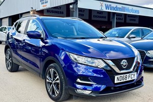 Nissan Qashqai (14-21) N-Connecta 1.3 DIG-T 140 5d For Sale - Windmill Motors Ltd, Bourne
