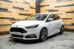 Ford Focus ST (12-18) 2.0T ST-2 Hatchback (01/15-) 5d For Sale - Williams Automotive Ltd, Abingdon