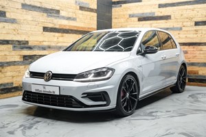 Volkswagen Golf Hatchback (13-20) R 2.0 TSI BMT 310PS 4Motion DSG auto (03/17 on) 5d For Sale - Williams Automotive Ltd, Abingdon