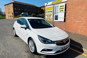 Vauxhall Astra Hatchback (15-21) 1.4T 16V Elite 5d For Sale - Autohub Northampton, NORTHAMPTON