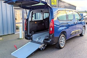 Citroen e-Berlingo MPV (21 on) 100kW Feel XL 50kWh 5dr Auto [7 seat] For Sale - WavsGB, Bath