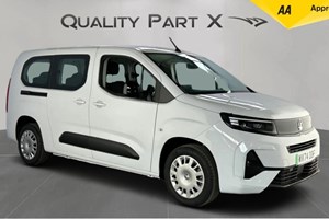 Vauxhall Combo-e Life MPV (21 on) 100kW Design XL 50kWh 5dr Auto [7 Seat] For Sale - Quality Part X Ltd Dunstable, Dunstable
