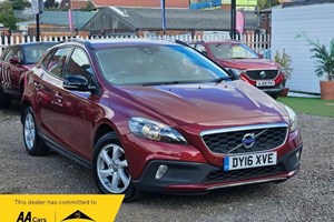 Volvo V40 Cross Country (13-19) D2 (120bhp) Cross Country SE 5d For Sale - B&F Cars Northampton, Northampton