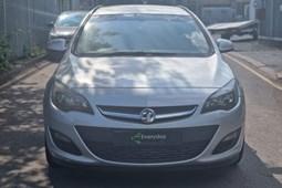 Vauxhall Astra Sports Tourer (10-15) 1.6 CDTi 16V ecoFLEX Design 5d For Sale - Cheap Cars and Vans, ENFIELD