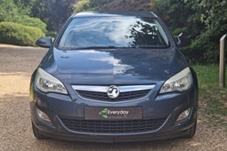 Vauxhall Astra Hatchback (09-15) 1.4i 16V Exclusiv 5d For Sale - Cheap Cars and Vans, ENFIELD
