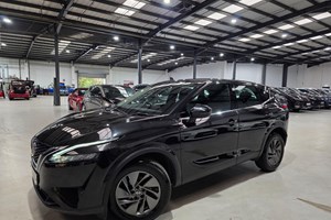 Nissan Qashqai SUV (21 on) 1.3 DiG-T MH 158 Acenta Premium 5dr Xtronic For Sale - Wembley Prestige Cars, Watford