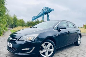 Vauxhall Astra Hatchback (09-15) 1.4i 16V SRi (06/12-) 5d For Sale - Carwebs Motors Limited, St Albans