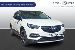 Vauxhall Grandland X SUV (18-21) Ultimate Nav Hybrid4 1.6 (300hp) Direct Injection Turbo/Electric AWD auto 5d For Sale - Stellantis &You Croydon, Croydon