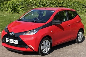 Toyota Aygo (14-22) 1.0 VVT-i X-Play 5d For Sale - Hammond Cars Ipswich, Ipswich