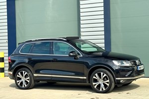Volkswagen Touareg (10-18) 3.0 V6 TDI BlueMotion Tech (262bhp) R Line 5d Tip Auto For Sale - BHP Motor Group, Chalfont St Giles