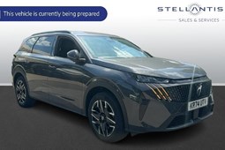 Peugeot 5008 SUV (24 on) 1.2 Hybrid 136 Allure 5dr e-DSC6 For Sale - Stellantis &You Guildford, Godalming