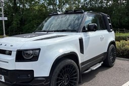 Land Rover Defender 90 (20 on) 3.0 D250 X-Dynamic SE 90 3dr Auto For Sale - Whytehall Car Collection, Maidenhead