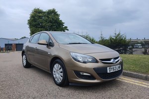 Vauxhall Astra Hatchback (09-15) 1.7 CDTi 16V ecoFLEX Exclusiv (130bhp) (99g/km) (06/12-) 5d For Sale - Rood End Cars, Oldbury