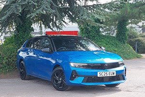 Vauxhall Astra Sports Tourer (22 on) 1.2 Turbo 130 GS 5dr For Sale - Arnold Clark Click & Collect Exeter, Exeter