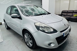 Renault Clio Hatchback (05-12) 1.6 VVT Dynamique TomTom (11-) 5d Auto For Sale - Hey Motors Ltd, Heywood