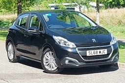 Peugeot 208 Hatchback (12-19) Signature 1.2 PureTech 82 S&S 5d For Sale - Arnold Clark Vauxhall (West Calder), West Calder