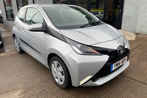 Toyota Aygo (14-22) 1.0 VVT-i X-Play 3d For Sale - Car for sale, Sheffield