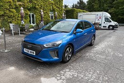 Hyundai Ioniq Hatchback (16-22) Hybrid Premium SE 1.6 GDi auto 4d For Sale - Manor Motors, Hesleden