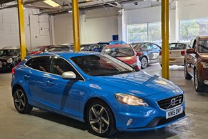 Volvo V40 Hatchback (12-19) D2 R DESIGN Nav 5d Powershift For Sale - The Car Centre Treforest, Pontypridd
