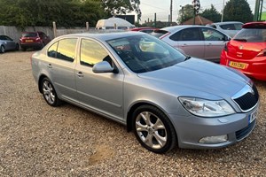Skoda Octavia Hatchback (04-12) 2.0 TDI CR Elegance 5d DSG For Sale - Cobra Cars, Swaffham