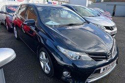 Toyota Auris (12-19) 1.6 V-Matic Excel 5d For Sale - Castle 4 Cars, Southampton