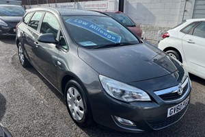 Vauxhall Astra Sports Tourer (10-15) 1.6i 16V Exclusiv 5d For Sale - Castle 4 Cars, Southampton