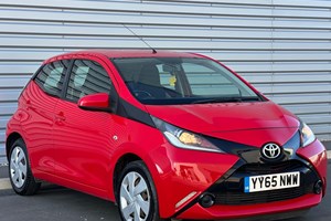 Toyota Aygo (14-22) 1.0 VVT-i X-Play 5d For Sale - 11FG LIMITED, Fengate