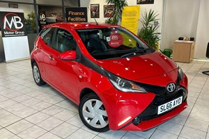 Toyota Aygo (14-22) 1.0 VVT-i X-Play 5d For Sale - MB Motor Group, Bradford