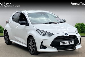Toyota Yaris (20 on) 1.5 Hybrid Dynamic CVT 5d For Sale - Vertu Toyota Barnsley, Barnsley