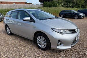Toyota Auris Touring Sports (13-19) 1.8 VVTi Hybrid Icon 5d CVT Auto For Sale - A T Car Sales, Corby