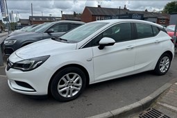 Vauxhall Astra Hatchback (15-21) 1.6 CDTi 16V ecoFLEX Design (Start Stop) 5d For Sale - Catalina Of Stanningley, Stanningley