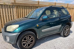 Toyota RAV4 (00-05) 2.0 NV 3d For Sale - Motor Trade UK, Chesterfield