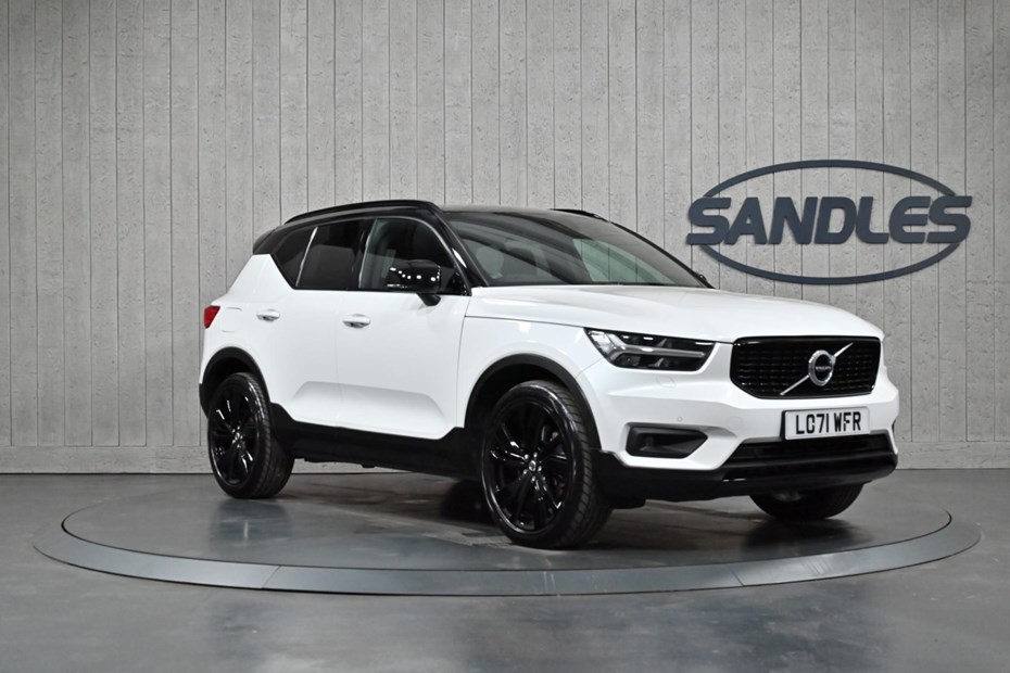 Volvo XC40 SUV (17 on) R-Design Pro Recharge T5 Plug-in hybrid FWD auto 5d For Sale - Sandles Car Supermarket, Kings Lynn