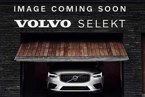 Volvo XC40 SUV (17 on) 2.0 B4P Plus Dark 5dr Auto For Sale - Listers Leamington Spa - Volvo Cars, Leamington Spa