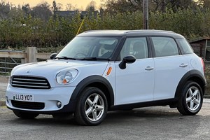 MINI Countryman (10-17) 1.6 Cooper 5d For Sale - RobertsCarscouk, Flint