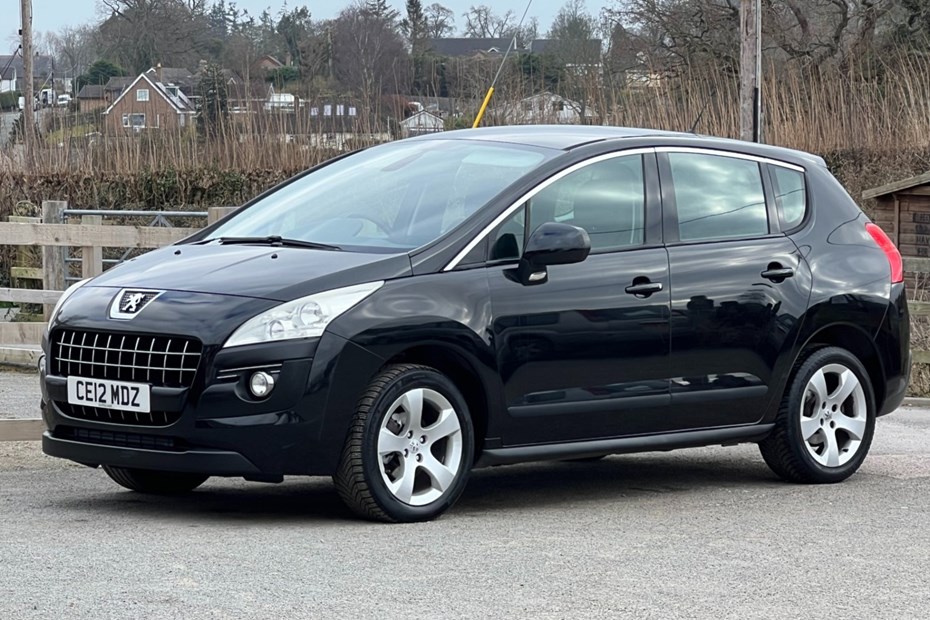 Peugeot 3008 (09-16) 1.6 HDi (112bhp) Active II 5d For Sale - RobertsCarscouk, Flint