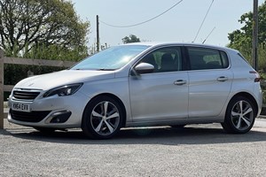Peugeot 308 Hatchback (14-21) 1.6 e-HDi (115bhp) Allure 5d For Sale - RobertsCarscouk, Flint