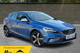 Volvo V40 Hatchback (12-19) T3 (152bhp) R DESIGN Nav Plus 5d Geartronic For Sale - Heathrow Trade Cars, Southall