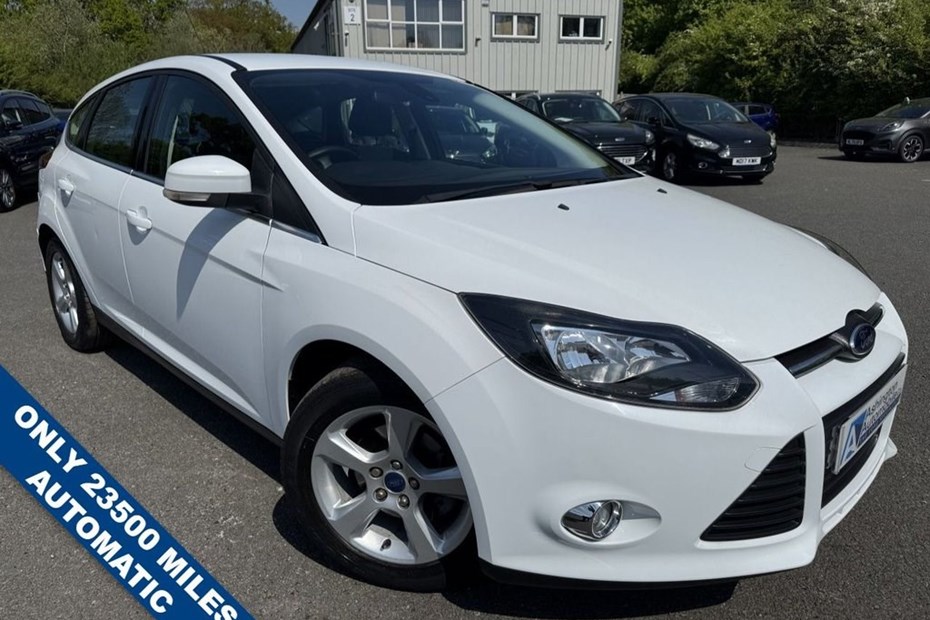 Ford Focus Hatchback (11-18) 1.6 (125bhp) Zetec Navigator 5d Powershift For Sale - Ashington Automobile Company, Ashington